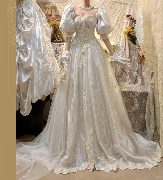 Glamorous Ivory Puff Sleeve Beaded Embroidery A-Line Tulle Train Wedding Dress TP5319