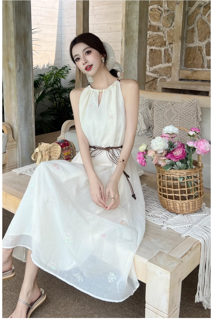 Simple Fashion White Sleeveless Design Beach Holiday A-line with Belt Jacquard Halter Dress TP3379