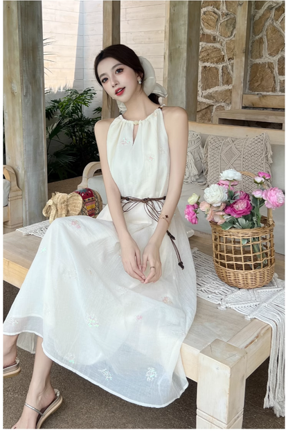 Simple Fashion White Sleeveless Design Beach Holiday A-line with Belt Jacquard Halter Dress TP3379