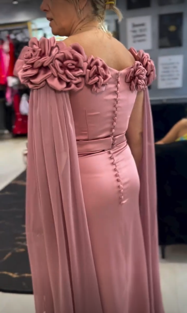 Vintage Pink 3D Flowers Sheath Cape Sleeves Long Mother of Bride Dress TP5062