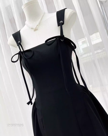 Simple Black Square Collar Design A-line Sleeveless Spaghetti Strap Puffy Dress TP3293