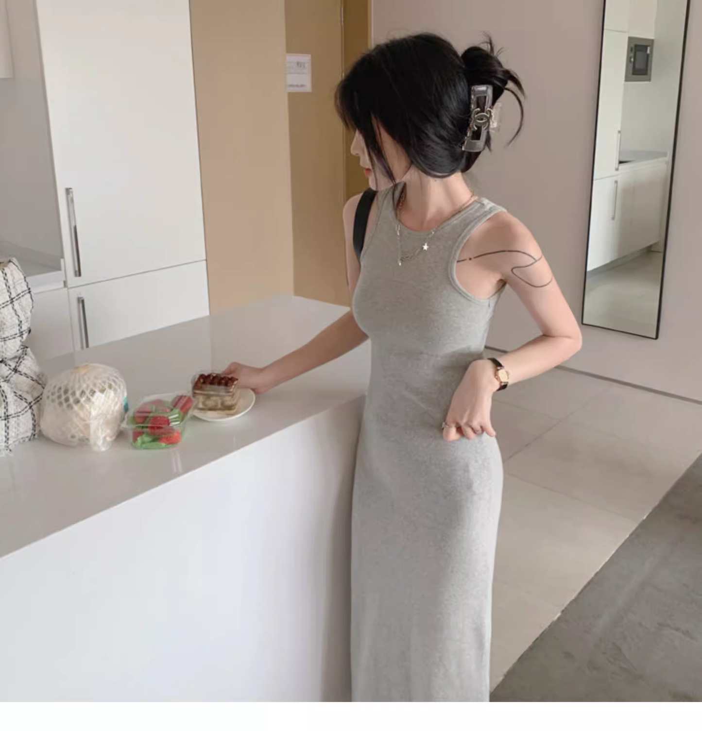 Simple Women Fashion Gray Black Halter Dress TP2988