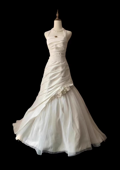 Vintage Draped Satin Floral Applique A-Line Wedding Dress Ivory Halter Neck Bridal Gown TP5153