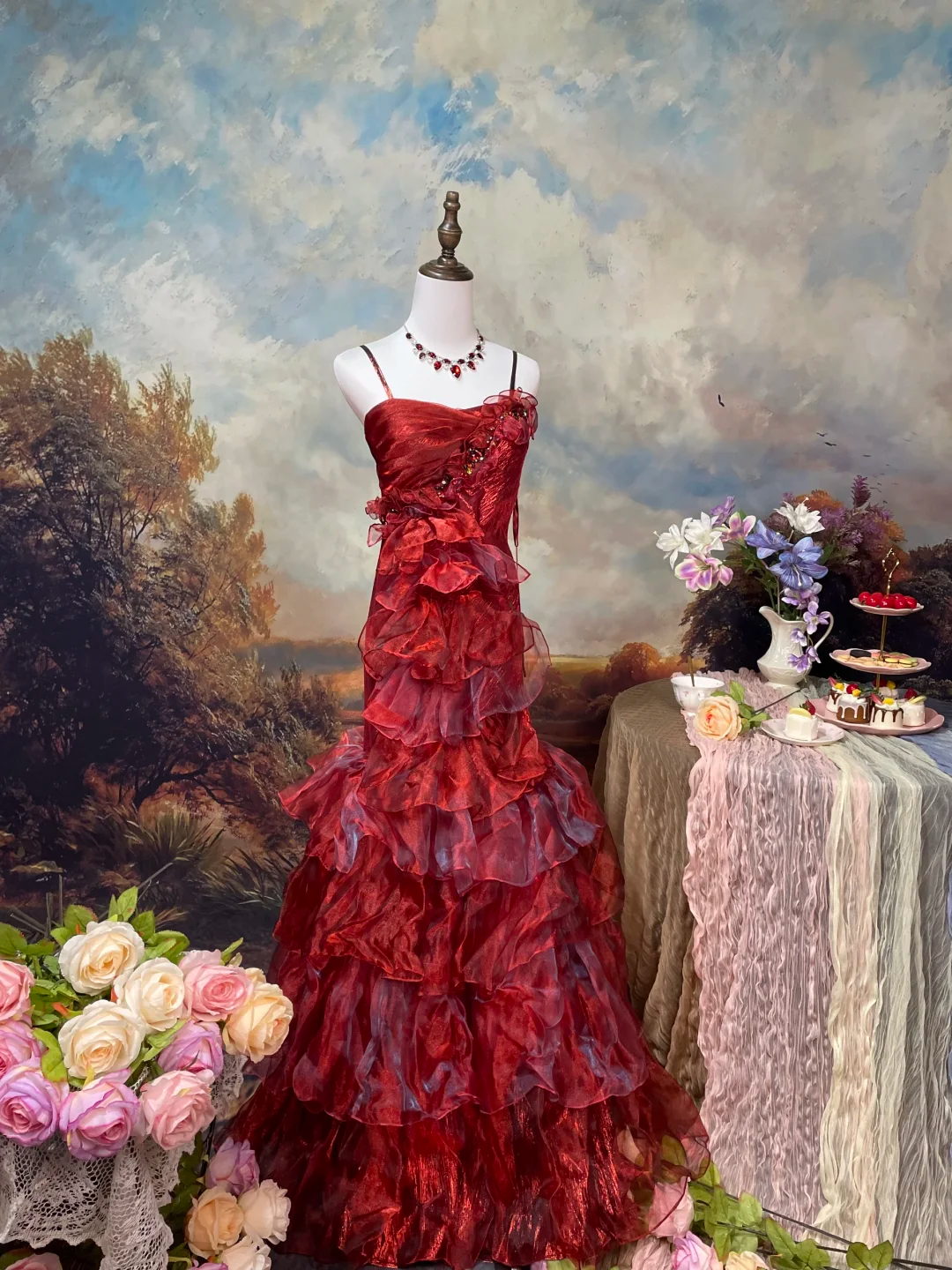 Vintage Burgundy Ruffled Tulle Mermaid Spaghetti Straps Beaded Evening Gown TP5457