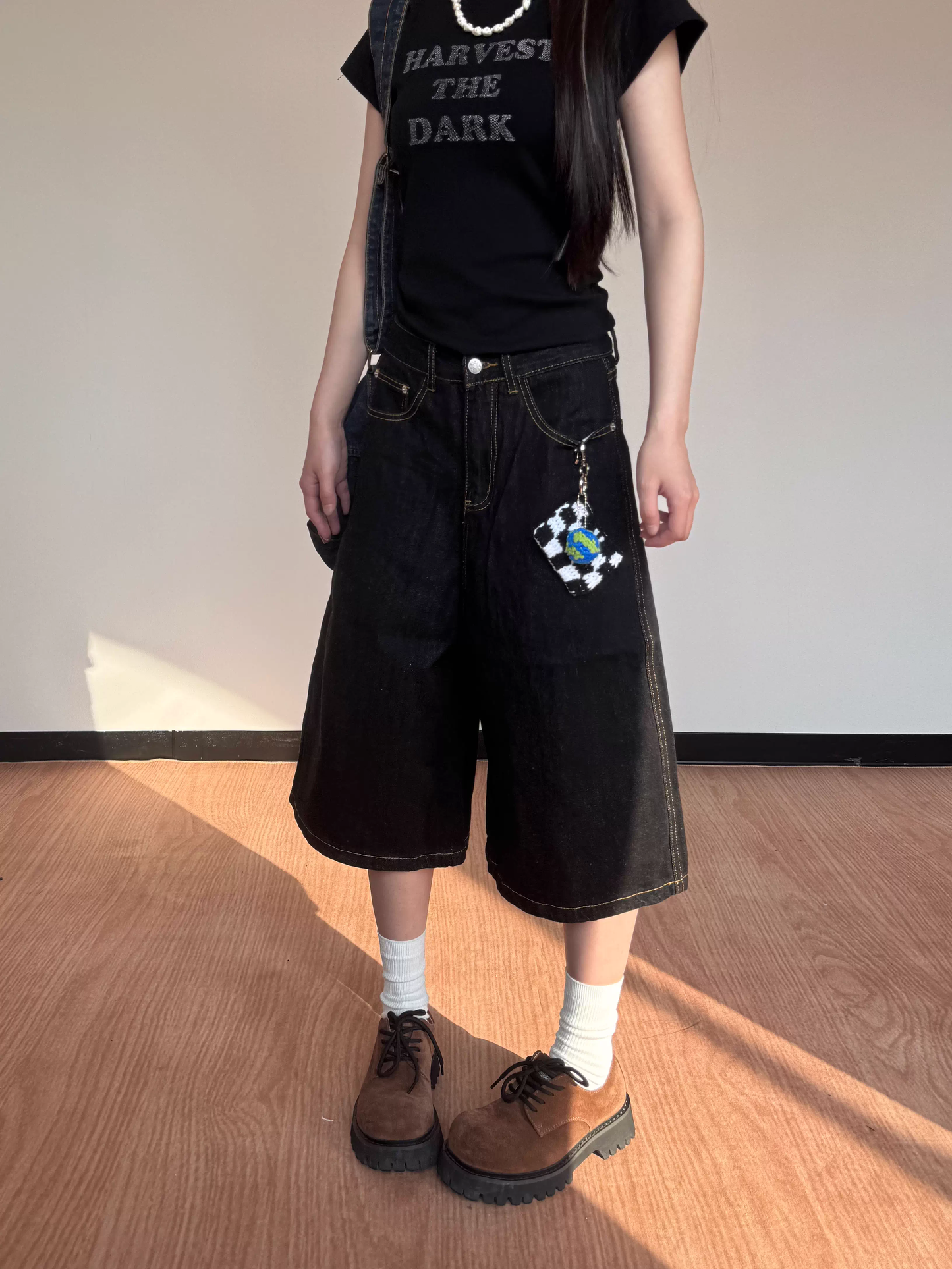 New Fashion Loose-fitting Letter Embroidery Design Street-style Casual Cropped Pants TP3232
