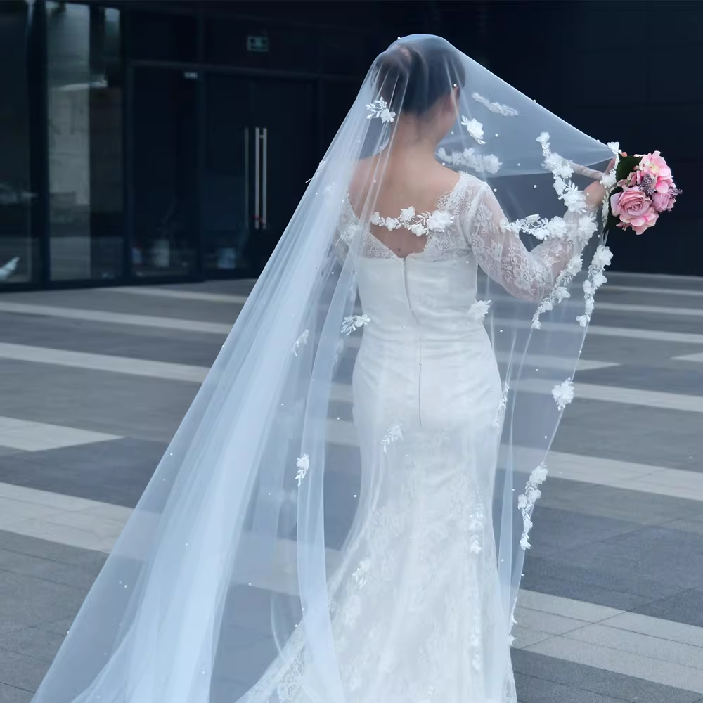 Vintage White Floral Embroidered Bridal Veil 3D Flower Beaded Cathedral-Length Wedding Veil TP5622