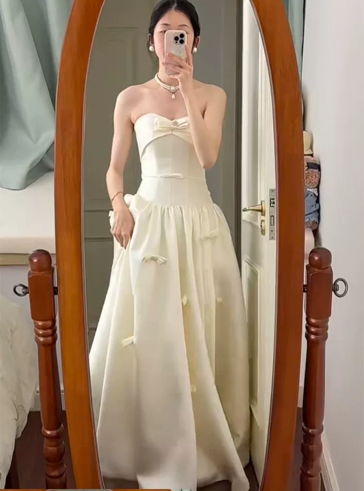 Vintage Ivory Satin Strapless A‑Line Bows Evening Dress TP6084