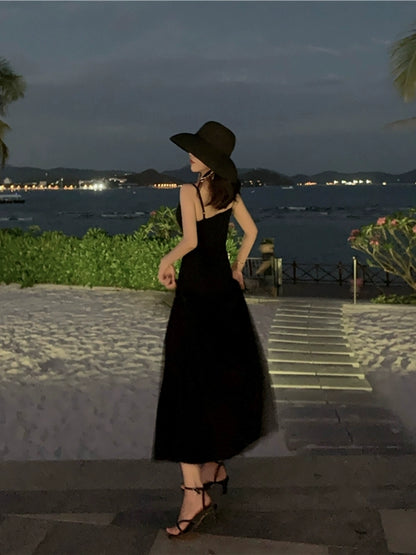 Simple Black V-neck Split Dress Design A-line Sleeveless Spaghetti Strap Dress TP3261