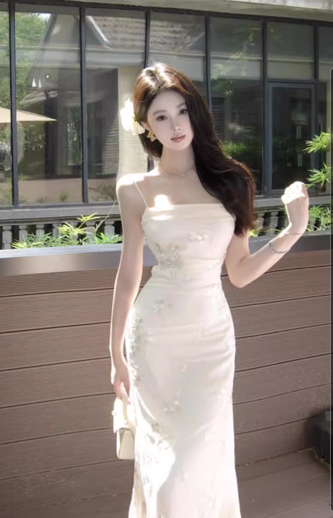 New Elegant Embroidery Design Spaghetti Strap Dress TP3003