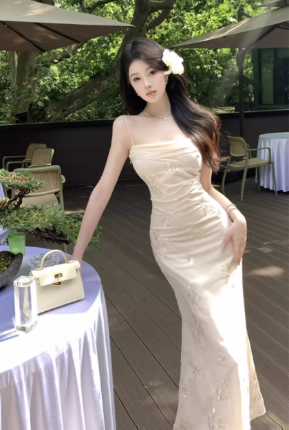 New Elegant Embroidery Design Spaghetti Strap Dress TP3003