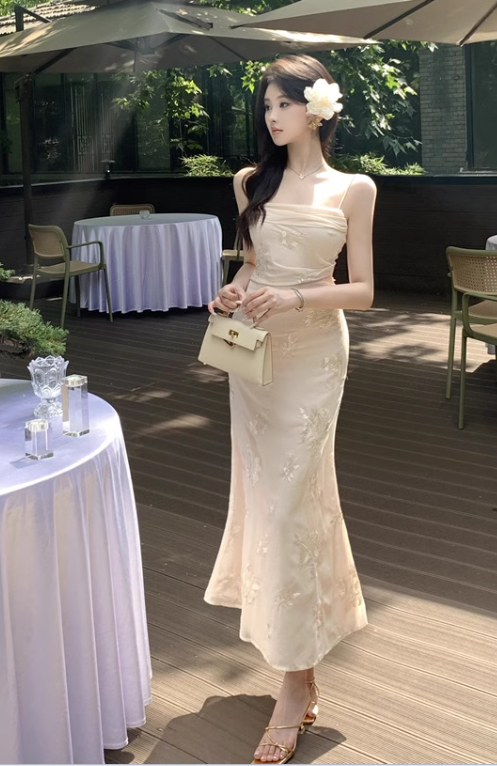 New Elegant Embroidery Design Spaghetti Strap Dress TP3003