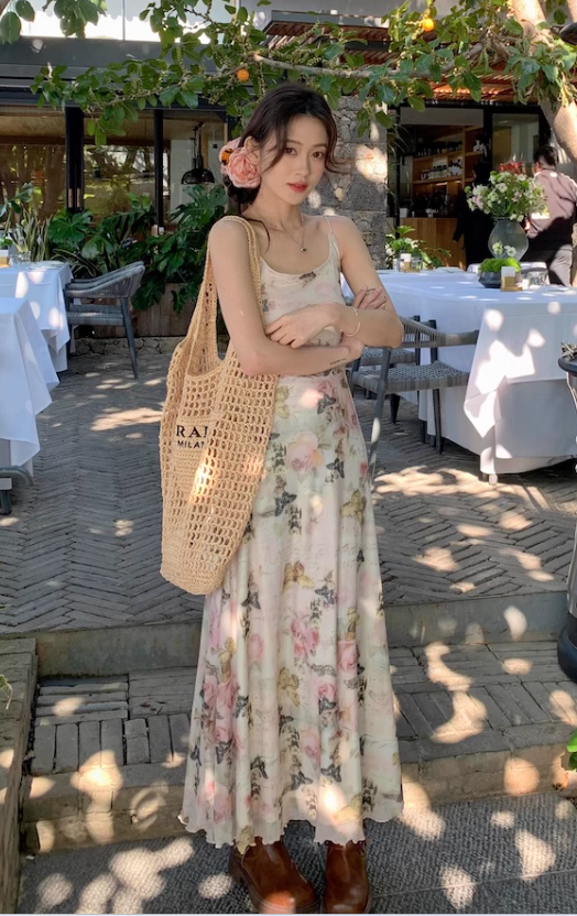 New Stylish Elegant Floral Design Spaghetti Strap Dress TP3006