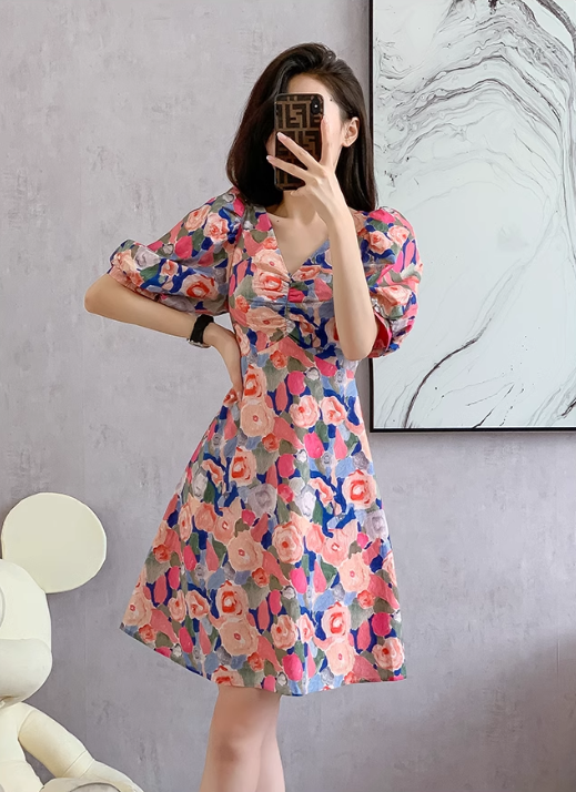 New Fashion Simple Floral Short Sleeves Design V-neck Slim Dress TP3052