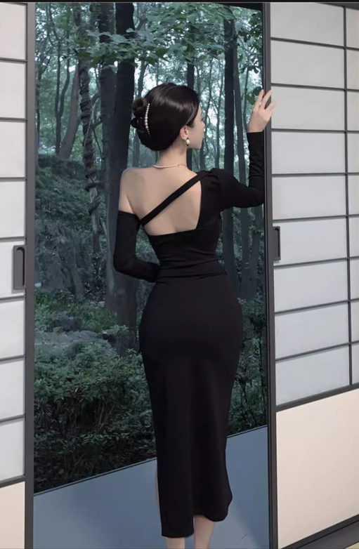 Vintage Elegant Asymmetric Design A-Line Split Long-sleeved Dress TP3138