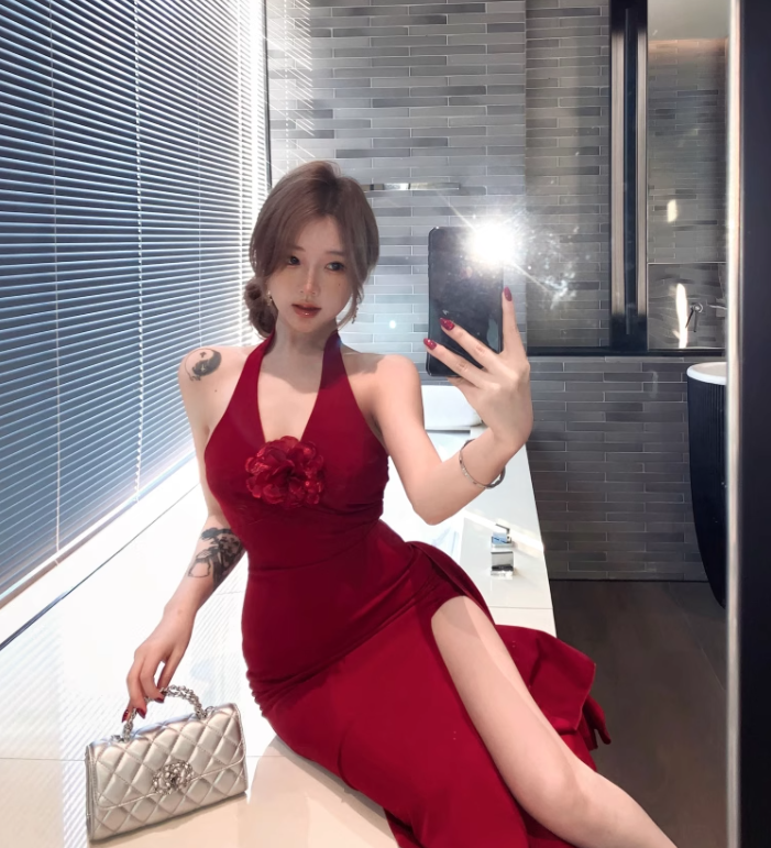 Simple Wine Red Rose Design Split Dress Long A-line Halter Dress TP3312