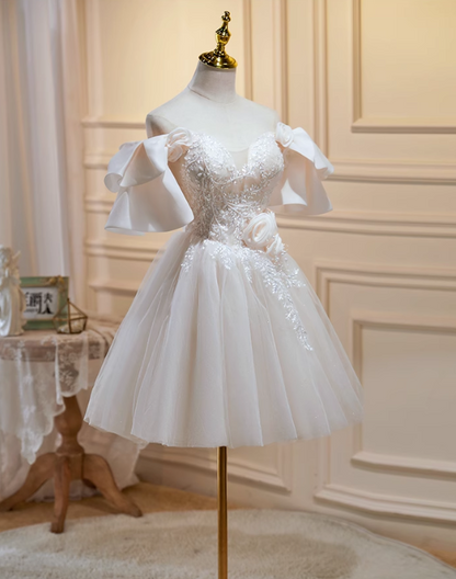 Vintage Beige 3D Flowers Beaded Design Elegant Mesh Off-the-shoulder Sleeves Homecoming Dress TP3480