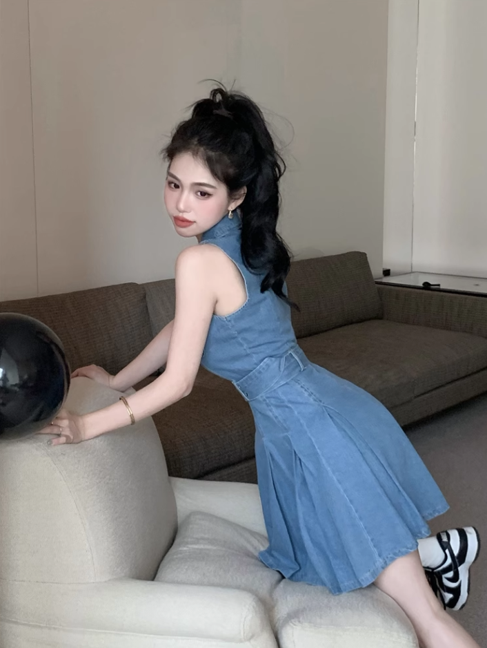New Fashion Blue Belt Design A-line V-neck Sleeveless Denim Dress TP3499