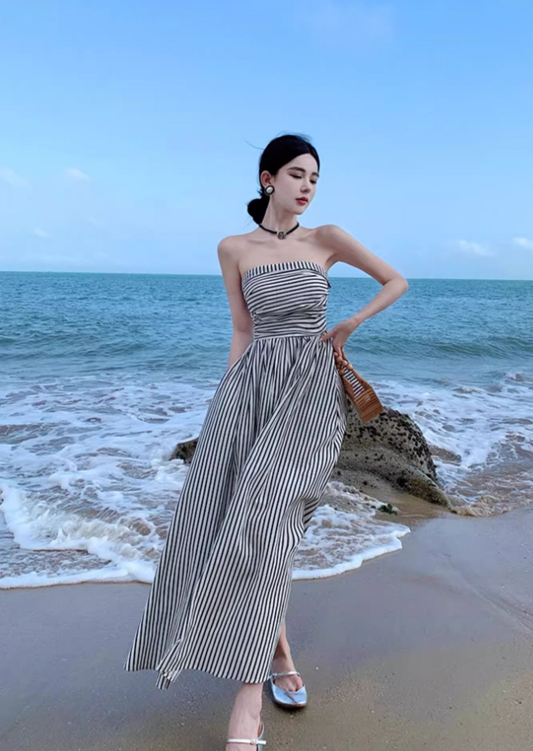 New Fashion Black & White Striped Design A-line Beach Holiday Strapless Dress TP3501