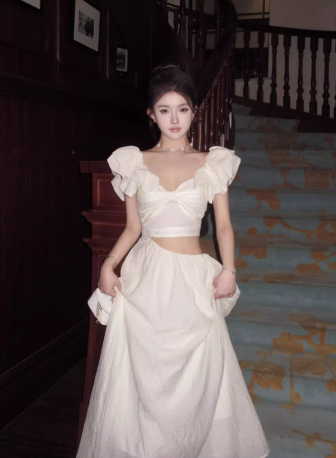Sweet Apricot V-neck Waist-exposing Design A-line Cute Sleeve Women Dress TP3573