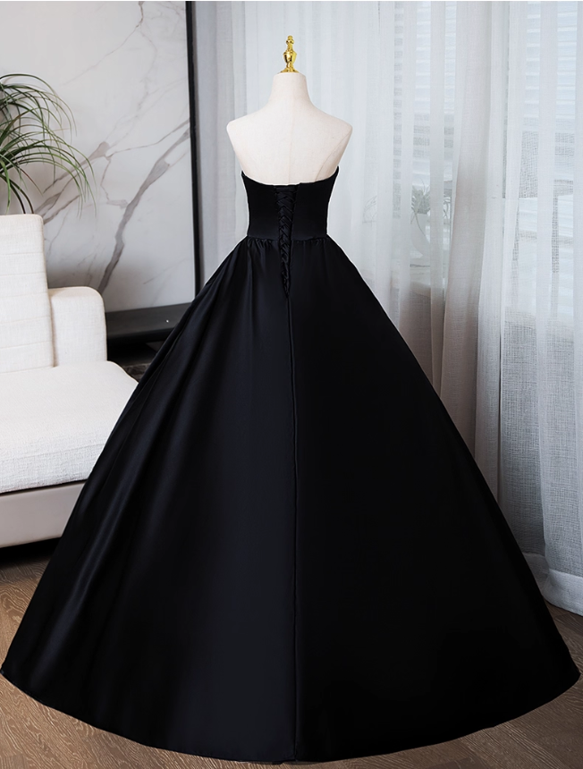 Elegant Black Satin Sweet 16 Sweetheart Strapless A-Line Quinceanera Ball Gown TP5198