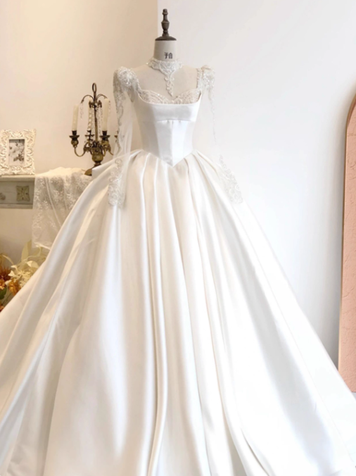 Vintage White Satin A-Line Lace Long-sleeved Wedding Dress TP5026