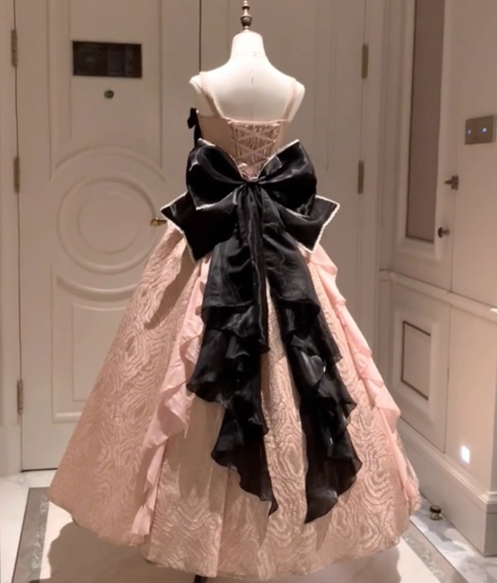 Vintage-Inspired Pink & Black Contrast Lolita Ball Gown – Bow & Pearl Embellished Princess Dress TP5068