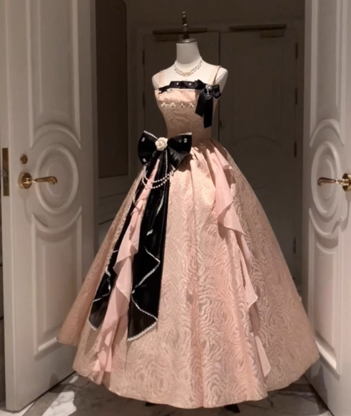 Vintage-Inspired Pink & Black Contrast Lolita Ball Gown – Bow & Pearl Embellished Princess Dress TP5068
