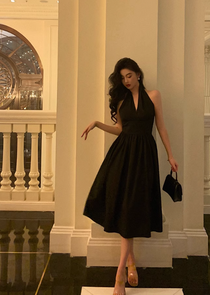 Vintage-Inspired Black Halter Neck Midi A-Line Evening Dress TP5125