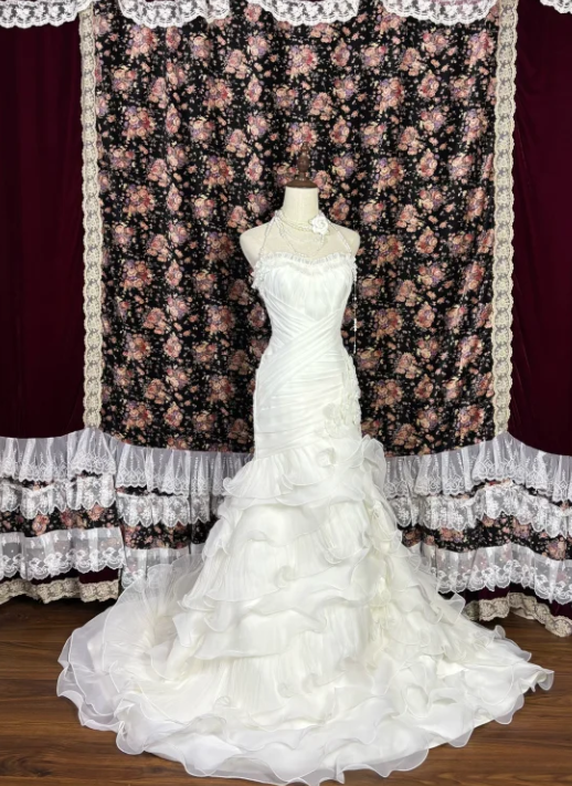 Elegant Strapless Mermaid Tiered Ruffled Tulle Train Wedding Dress TP5340