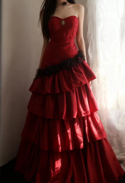 Elegant Red Sweetheart Evening Gown A-Line Strapless Tiered Prom Dress TP5219