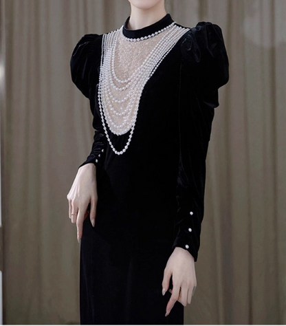 Vintage-Inspired Black Velvet Sheath Puff Sleeves Layered Pearl Neckline High Slit Evening Gown TP5266