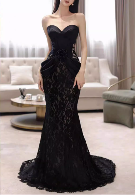 Glamorous Black Lace Sweetheart Strapless Mermaid Evening Gown TP5277