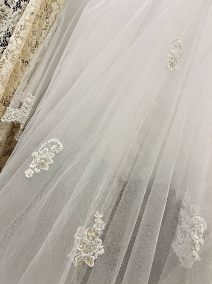 Vintage Long Sleeve Puff Shoulder Lace Embroidery & Satin Finish Wedding Dress TP5323