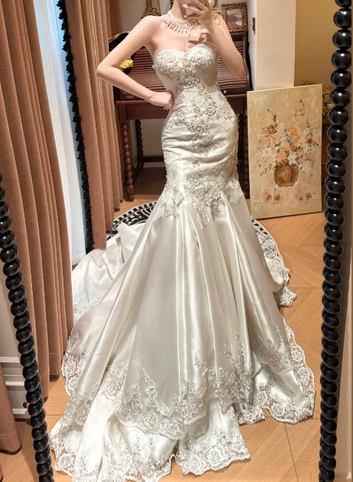 Vintage Satin Strapless Lace Embroidery Mermaid Wedding Dress TP5326