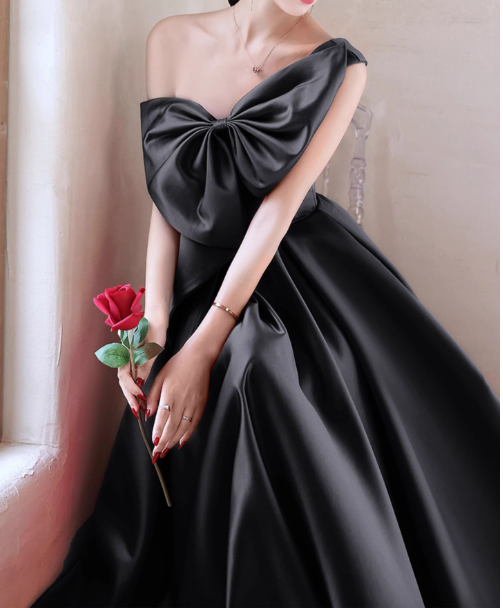 Vintage Black Satin One-Shoulder Oversized Bow A-Line Evening Gown TP5500