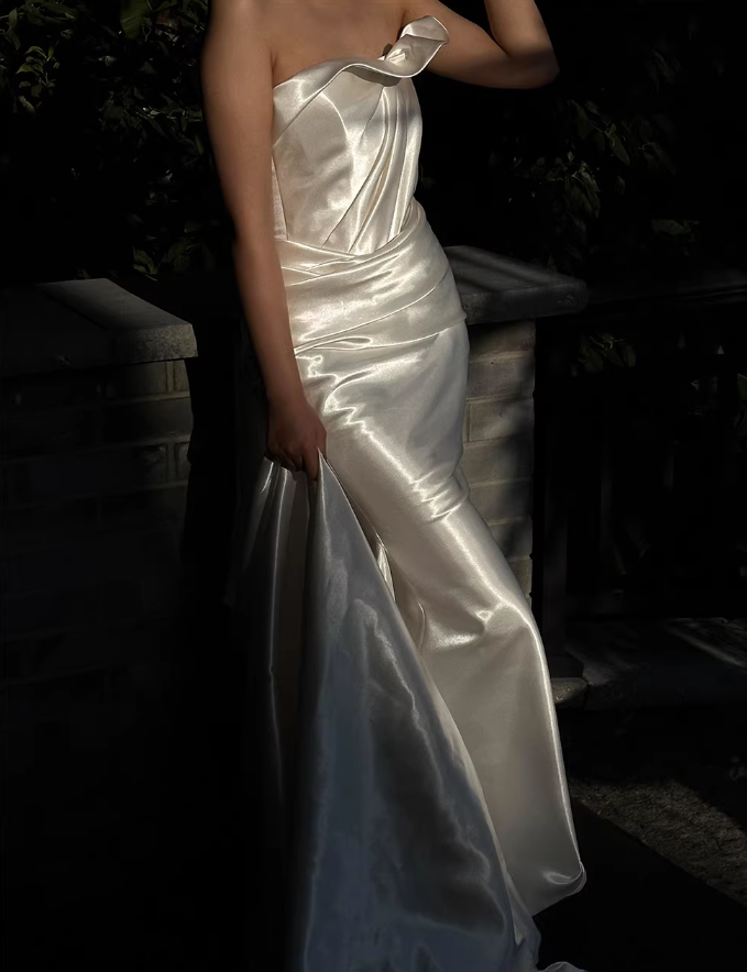 Vintage Ivory Satin Strapless Bridal Gown Sheer Tulle Overlay Romantic Wedding Dress TP5552