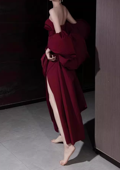 Elegant Burgundy Strapless Mermaid Gown with Oversized Puff Sleeves & Ruched Bodice Prom Dress TP5582