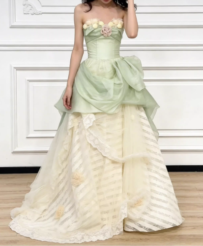 Enchanting Strapless 3D Floral Sweetheart Lace Trim Sweet 16 Quinceanera Ball Gown TP5609