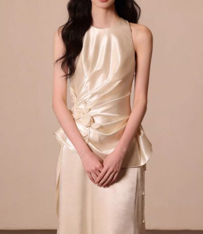 Champagne Satin Halter-Neck Ruched Evening Gown Draped Prom Dress TP5617