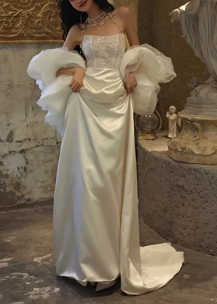 Elegant Ivory Lace Satin Wedding Dress Halter Neck Detachable Sleeves Bridal Gown TP5660