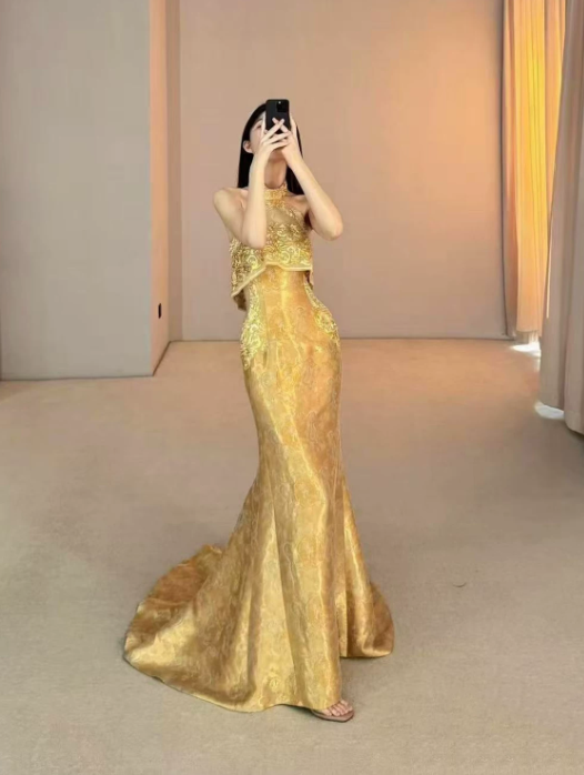 Vintage Gold Jacquard Halter-Neck Mermaid Long Evening Gown TP5876