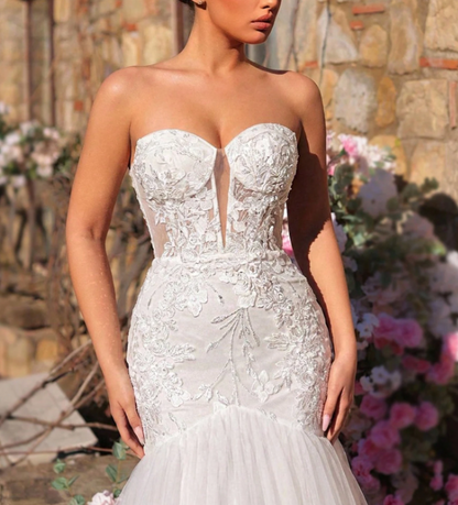 Vintage Strapless Sweetheart Mermaid Floral Lace Appliques Tulle Wedding Dress TP5983