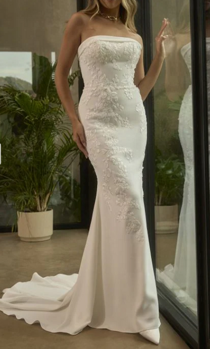 Romantic Ivory Strapless Satin Mermaid 3D Floral Lace Appliques Soft Flowy Train Wedding Dress TP5994