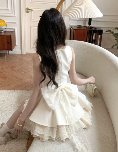 Vintage Cream Square Neck Sleeveless Layered Lace Tulle Hem A-Line Bow Train Homecoming Dress TP6068