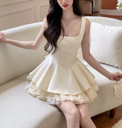 Vintage Cream Square Neck Sleeveless Layered Lace Tulle Hem A-Line Bow Train Homecoming Dress TP6068