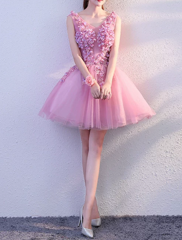 Elegant Pink V‑Neck Sleeveless 3D Floral Appliques Tulle A-Line Homecoming Dress TP6102
