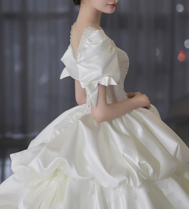 Vintage Ivory Puff Sleeve Satin Square Neck Beaded Lace Tiered Ruffle A-Line Wedding Dress TP6114