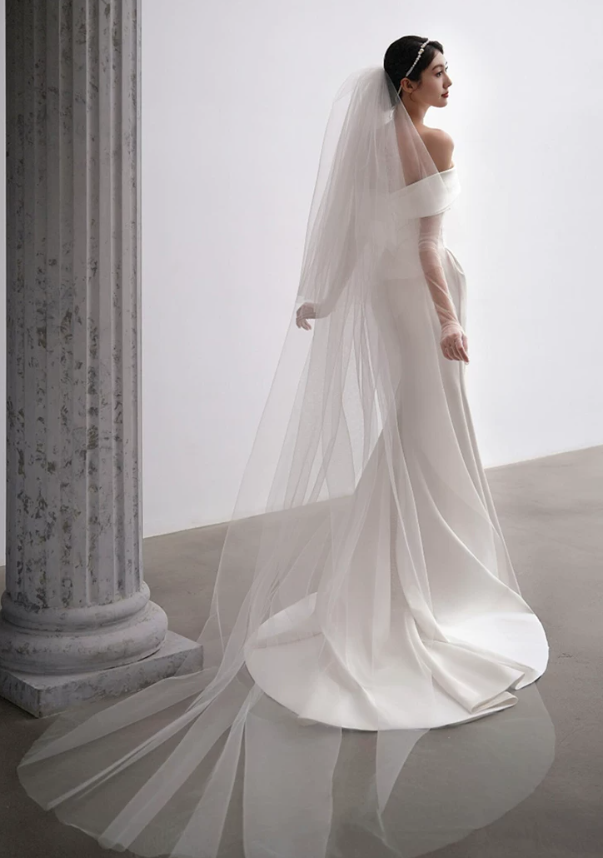Vintage Ivory Off‑the‑Shoulder Satin Mermaid Chapel Train Wedding Dress TP6115