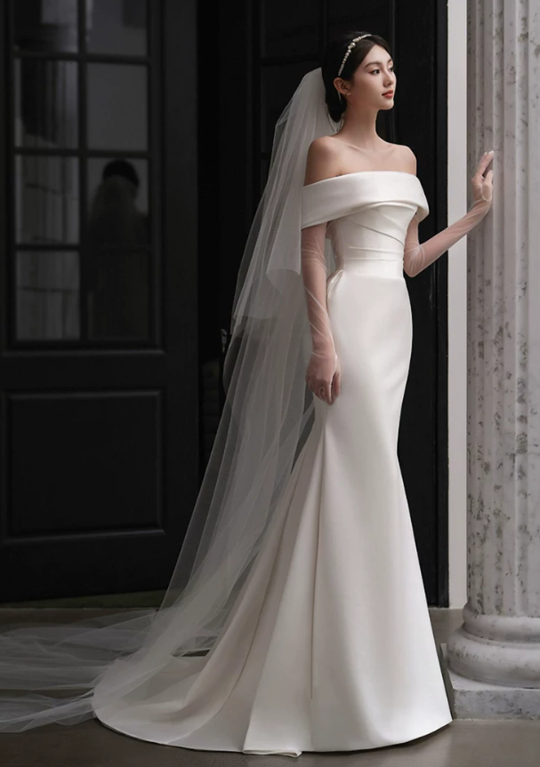 Vintage Ivory Off‑the‑Shoulder Satin Mermaid Chapel Train Wedding Dress TP6115