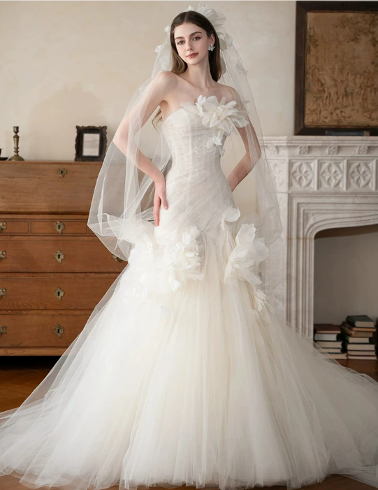Romantic Ivory Strapless Mermaid 3D Floral Appliques Tulle Chapel Train Wedding Dress TP6121